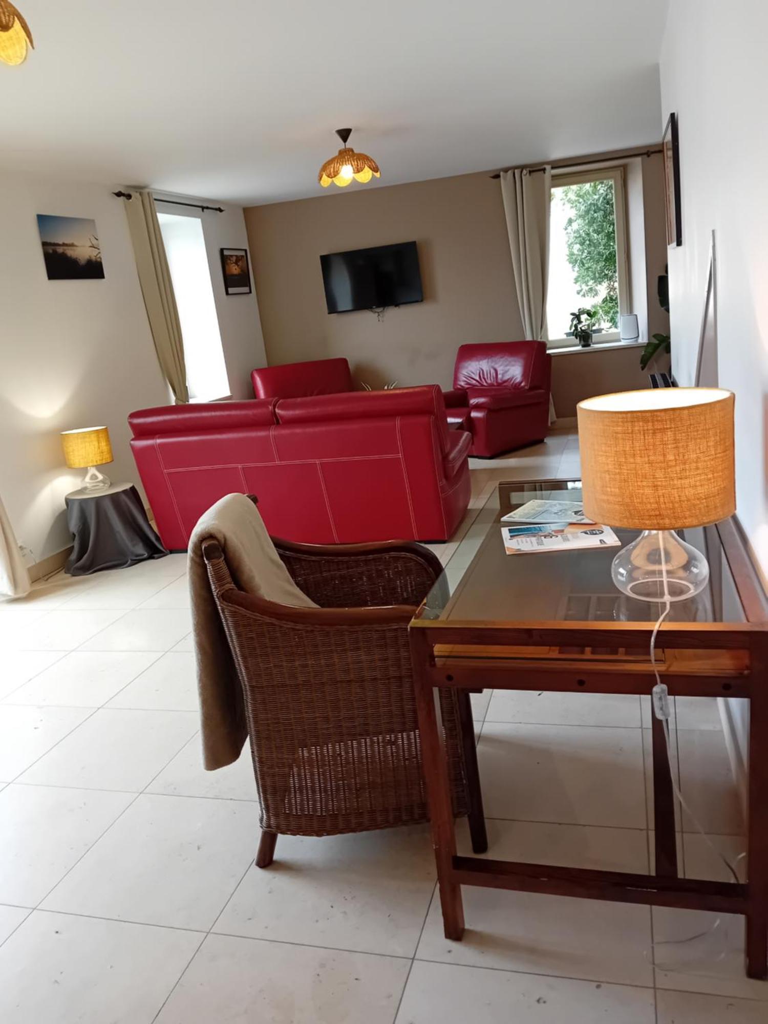 Bed and Breakfast Domaine De Kerbillec Theix Exterior foto